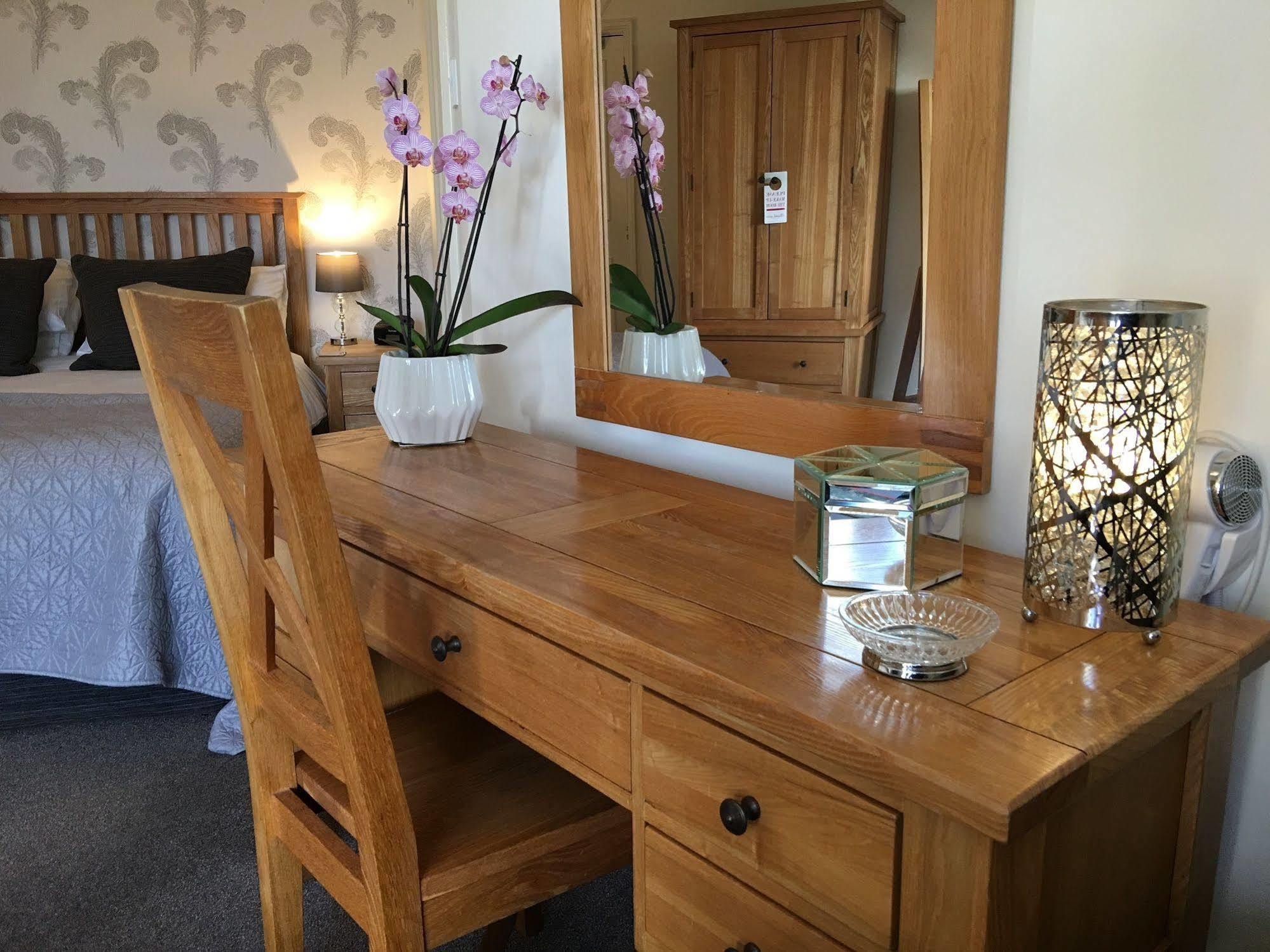 יורק Bishops Guest Accommodation מראה חיצוני תמונה