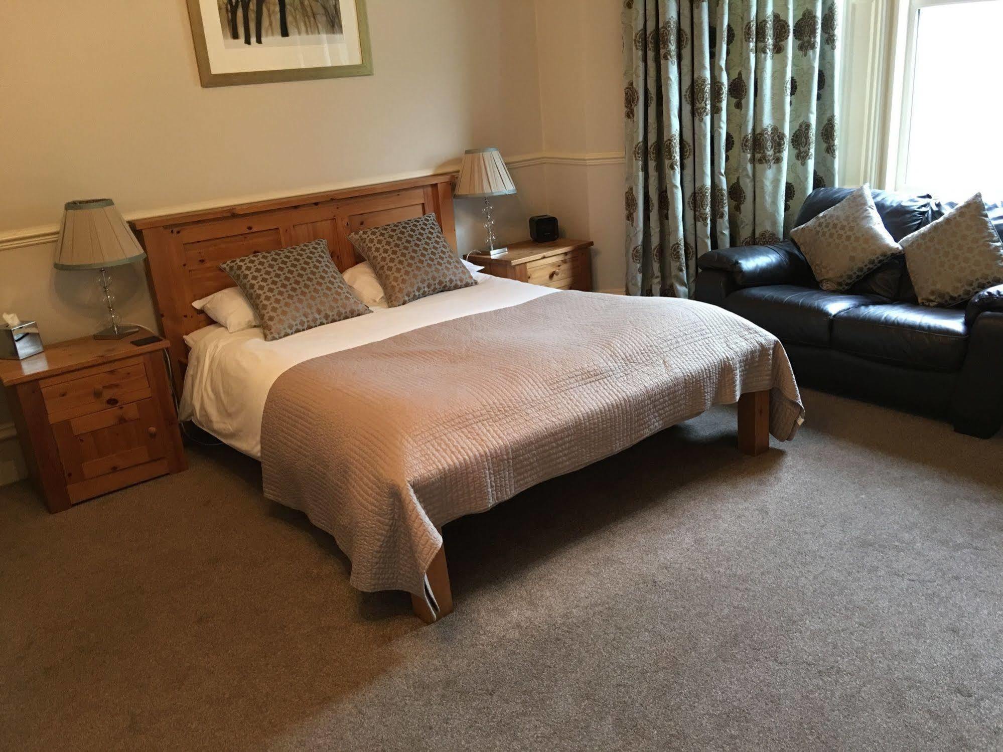 יורק Bishops Guest Accommodation מראה חיצוני תמונה