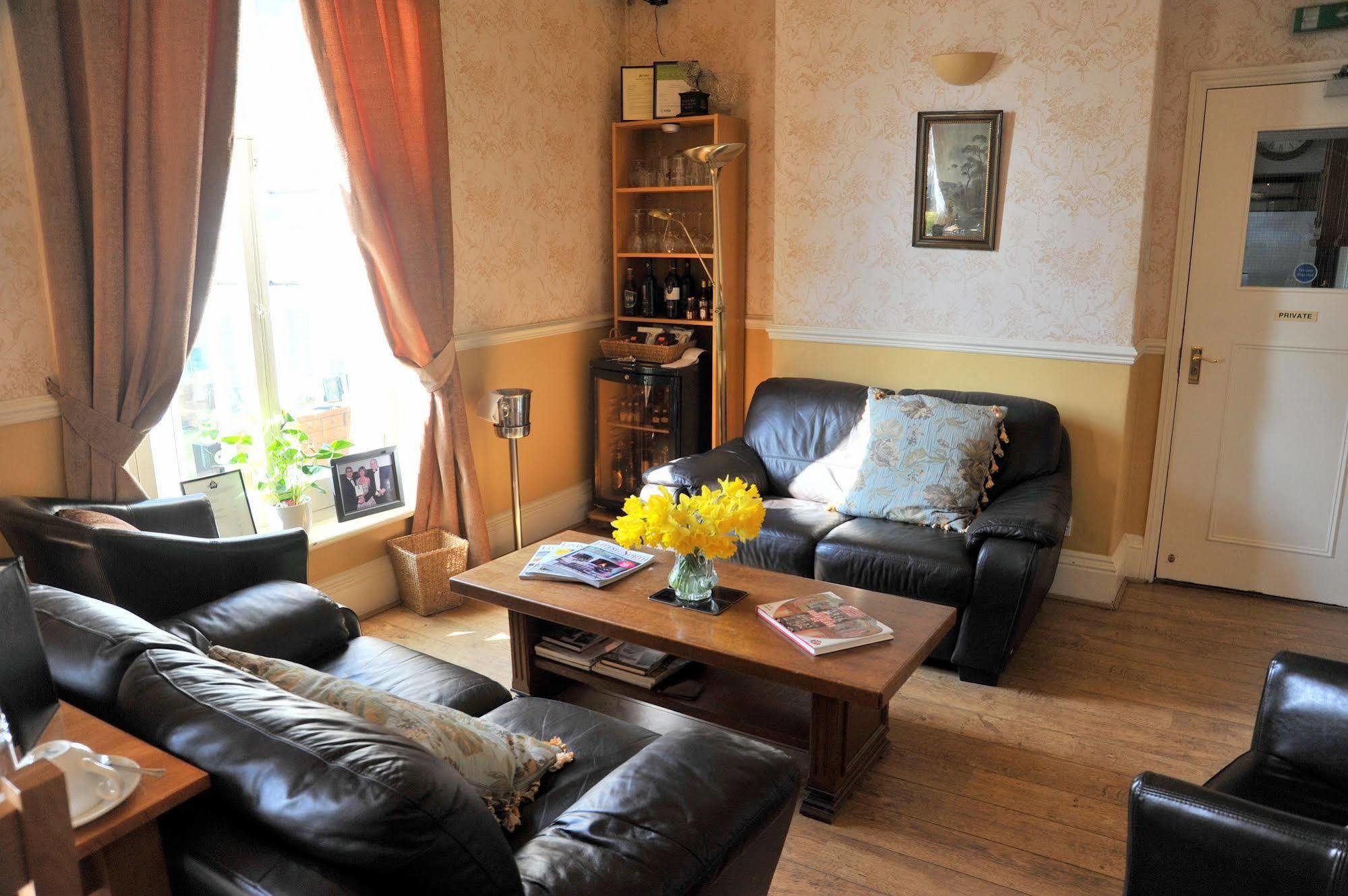 יורק Bishops Guest Accommodation מראה חיצוני תמונה